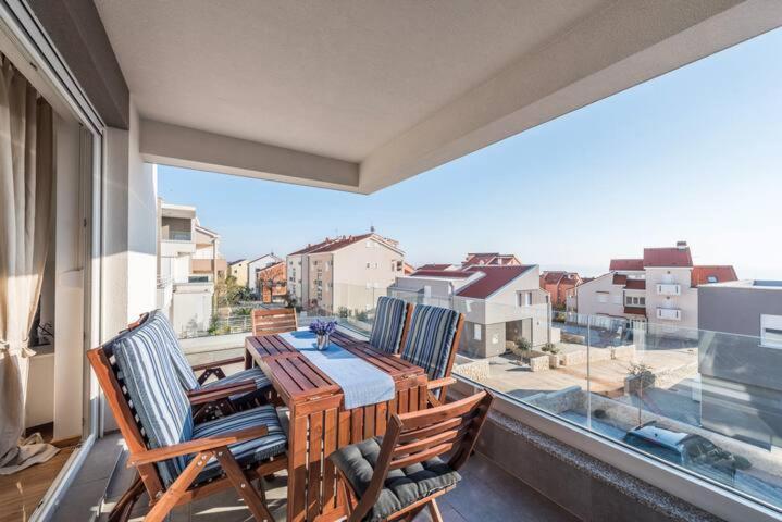 Blue Sky, Modern Sea View Apartment Новаля Екстер'єр фото